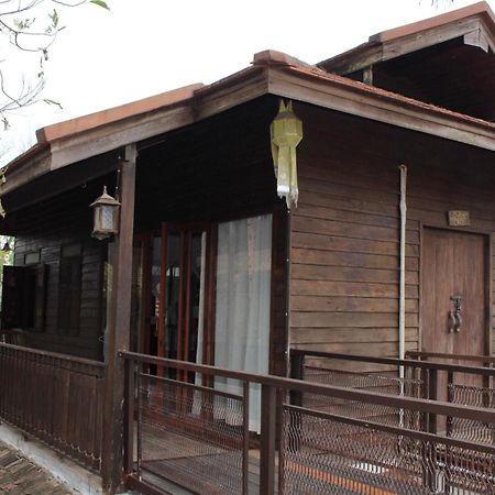 Capital O 75421 Baan Singkham Boutique Resort Chiang Mai Exterior photo
